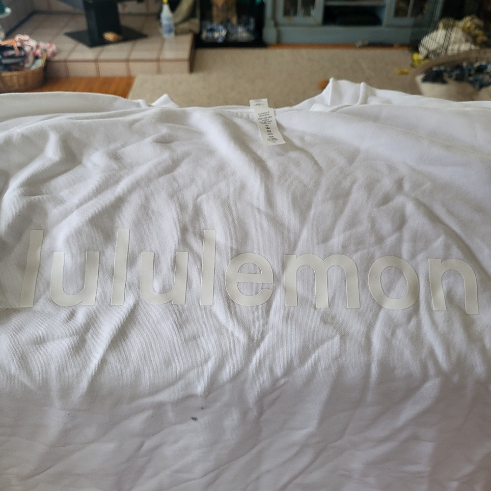 Lulu lemon sweatshirt